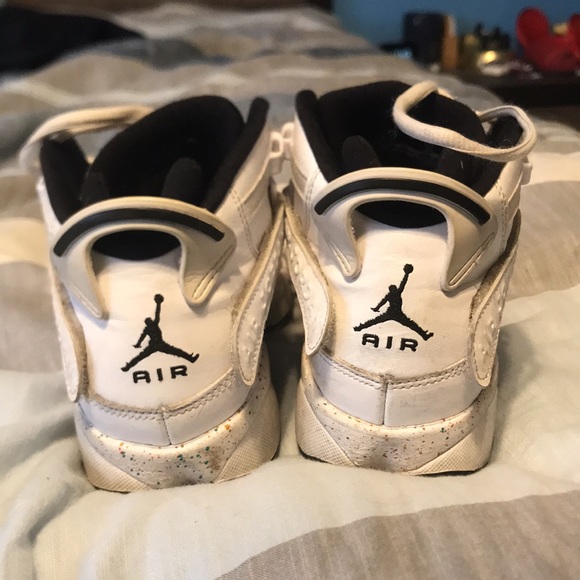 I need to get rid of these shoes they don’t fit me anymore - Picture 5 of 5